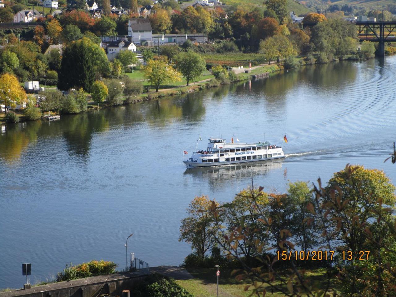 Residenz Moselstausee Sankt Aldegund Kültér fotó